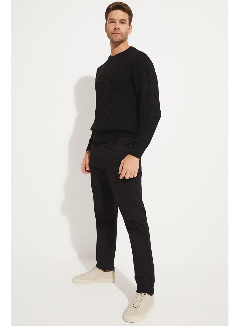 JUNE Men's Regular Fit Crew Neck Knitwear Sweater - Image 4